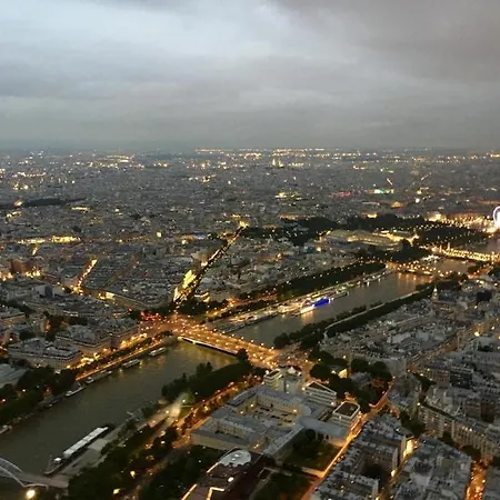 Bridgestreet Champs Elysees Apartment Paris