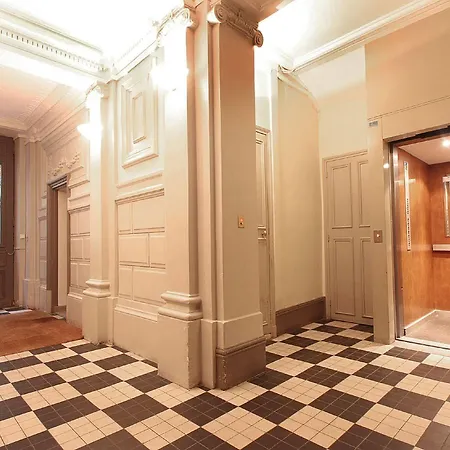 Bridgestreet Champs Elysees Apartment