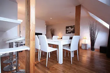 Bridgestreet Champs Elysees Apartment *